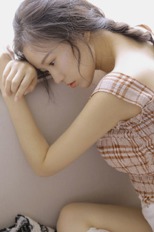 美女淋浴
